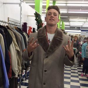 Meet your Posher, Cory