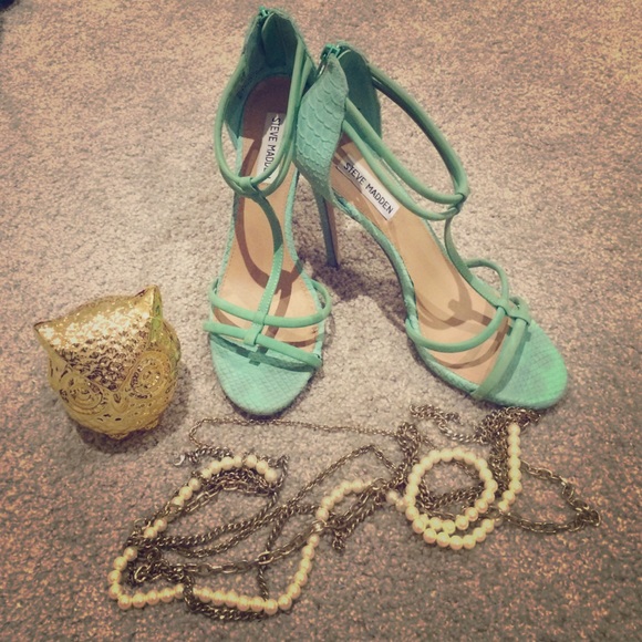 Steve Madden Shoes - Steve Madden Mila Heels 9M