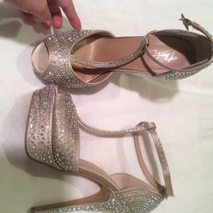 Crystal heels WORN ONCE very nice bluish crystals