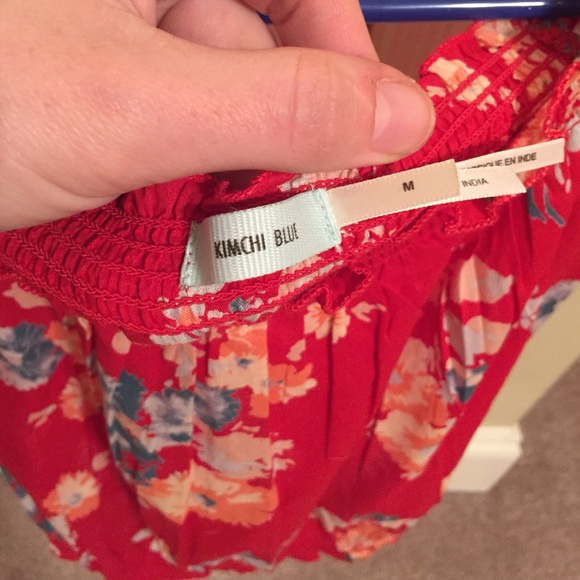 Red floral crop top - Picture 2 of 3