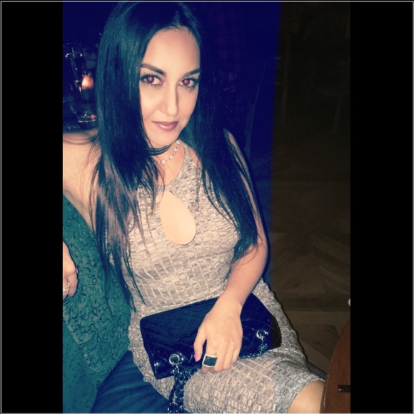 MEET THE POSHER - Picture 3 of 8