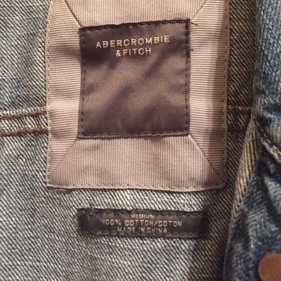Cropped jean jacket - Picture 4 of 4