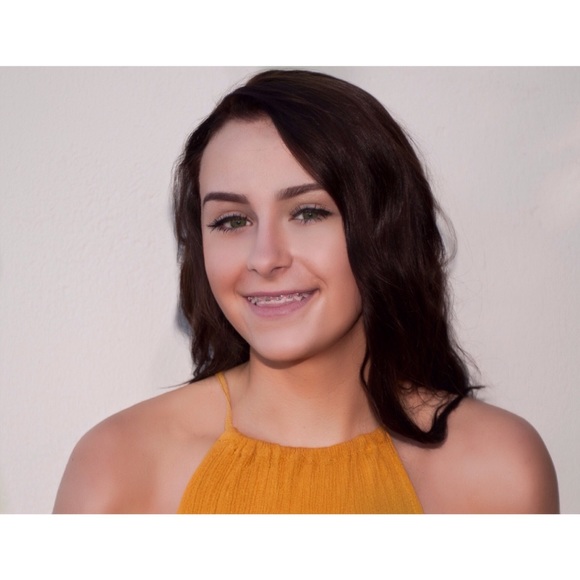 Meet your Posher, Carma