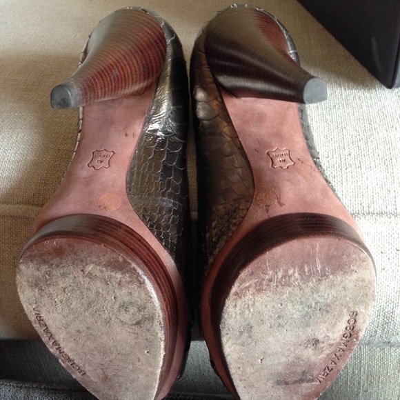 Metallic snakeskin BCBGMAXAZRIA peep toes Nadette - Picture 3 of 5