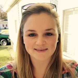 Meet your Posher, Courtnie