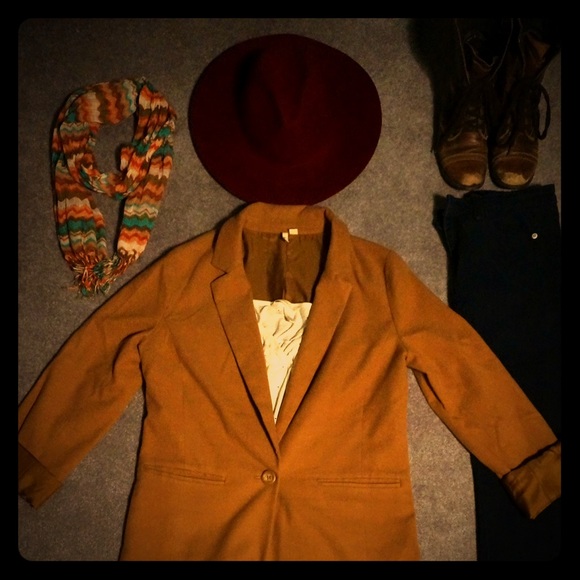 Fashionable Light Brown Frenchi Blazer