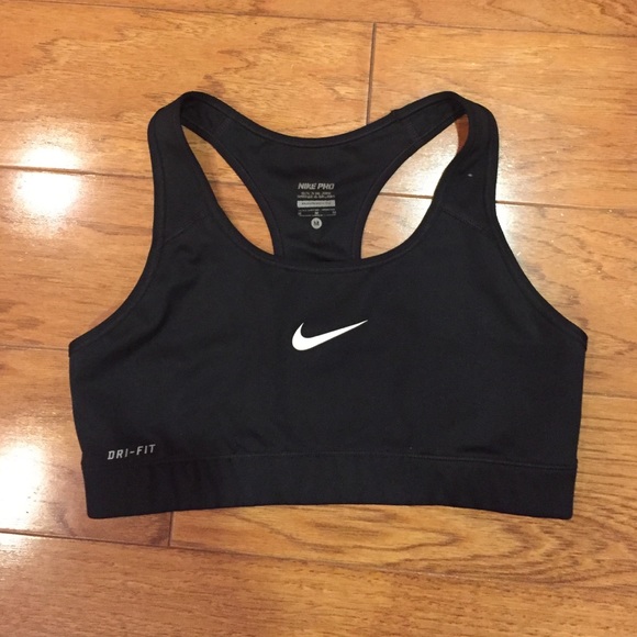 Black Nike sports bra