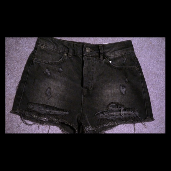 NWT Topshop Distressed High Waisted Shorts