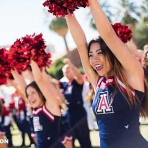 Meet your Posher, Claudia