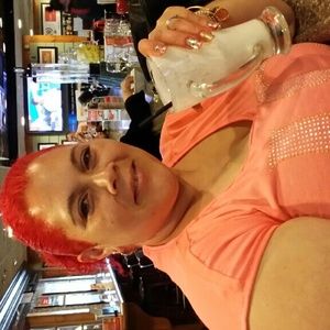 Meet your Posher, Diana