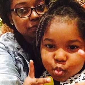 Meet your Posher, Ariel