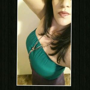 Meet your Posher, Gabriela