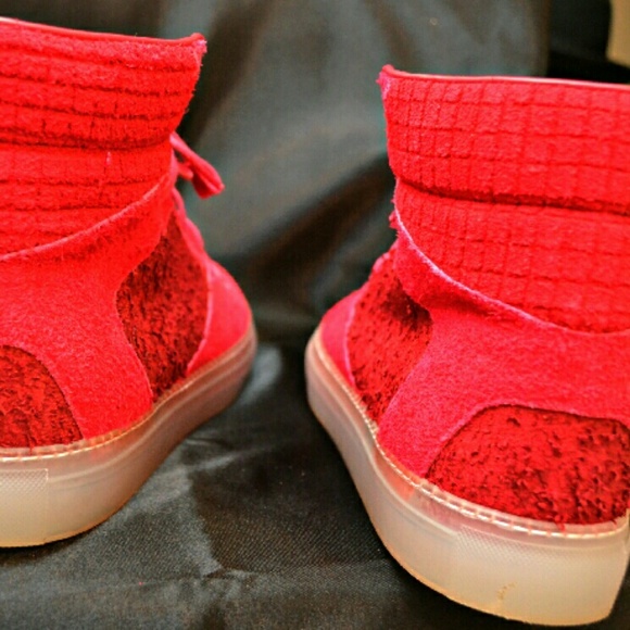 Balenciaga Sneakers - Picture 3 of 4