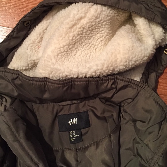 H&M Jacket - Picture 2 of 2