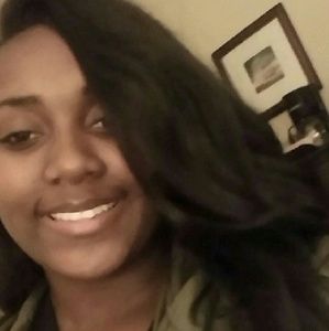 Meet your Posher, Jasmine