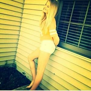 Meet your Posher, Zoe