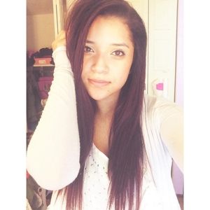 Meet your Posher, Gloria