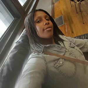 Meet your Posher, Veronica