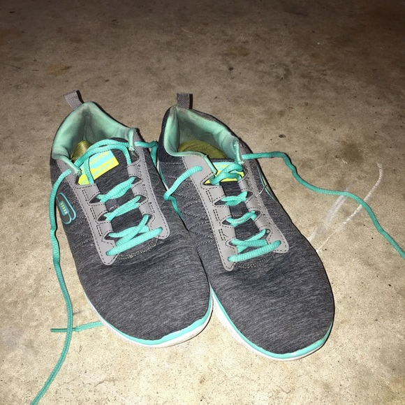 Skechers