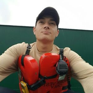 Meet your Posher, Sam