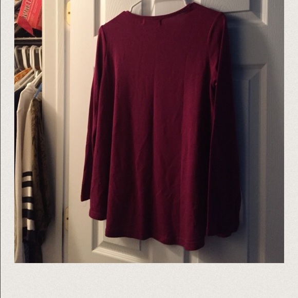New with tag longsleeve berry irregular hem tunic - Picture 4 of 4