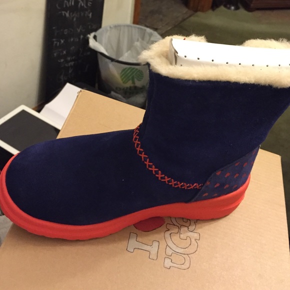 SOLD SOLD.  Uggs Brand New