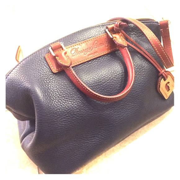Dooney & Bourke purse