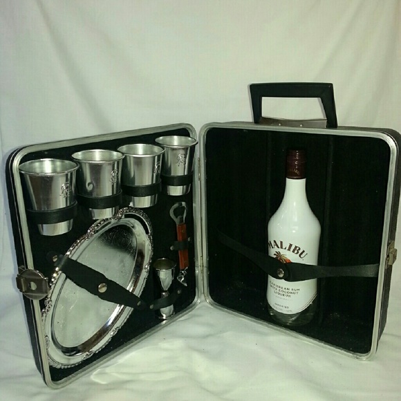 Vintage Drink Case