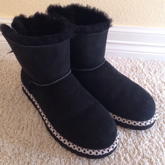UGG Shoes - UGG boots sz 8