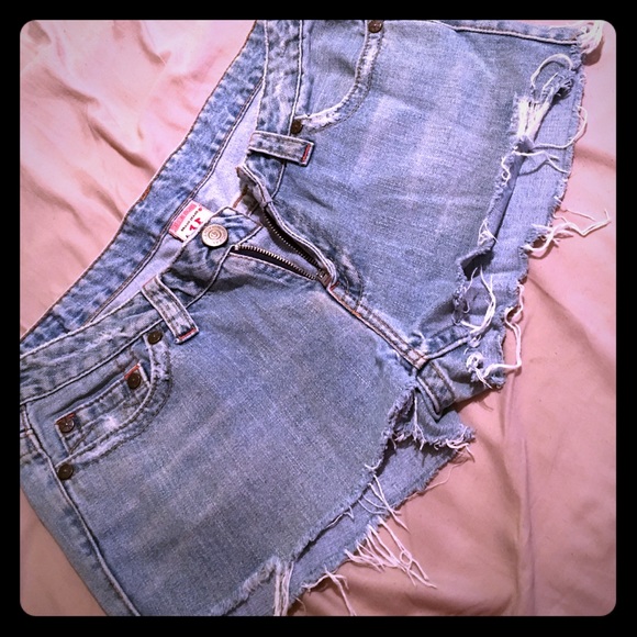 Cut off shorts