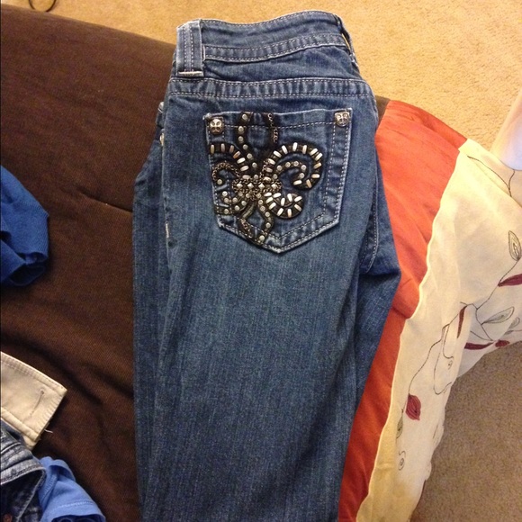 Size 27 Miss Me's - Picture 1 of 1