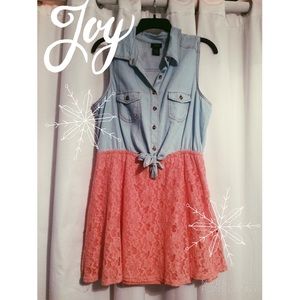 🆕👗Chambray/Lace Dress👗