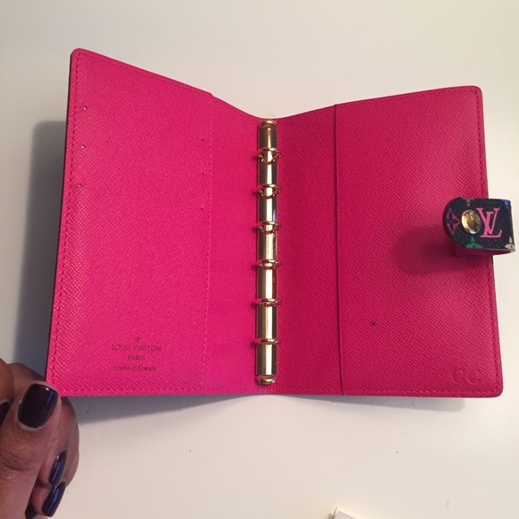 🚫SOLD🚫 Louis Vuitton Noir Multicolor Agenda - Picture 2 of 4