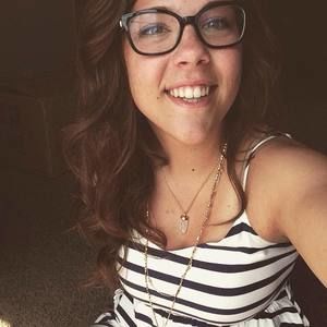 Meet your Posher, Mia