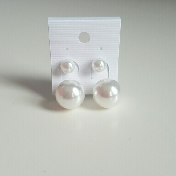 Pearl Earrings