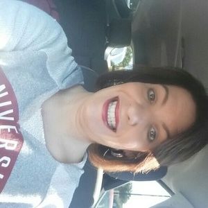 Meet your Posher, Vicky