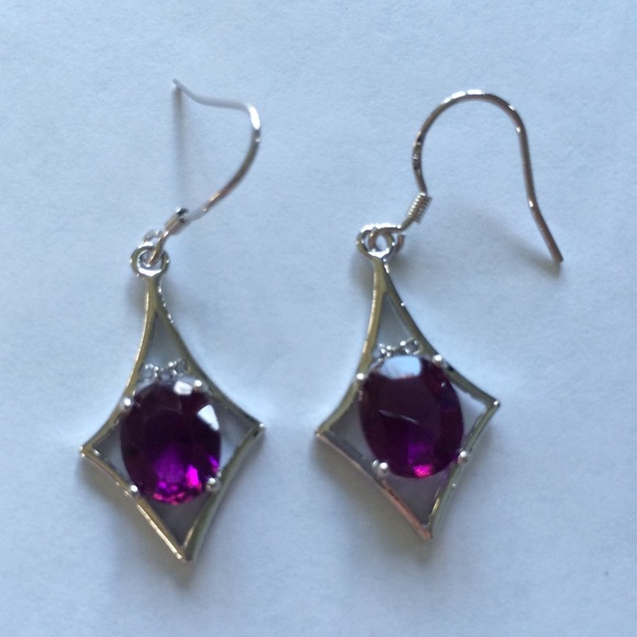 Jewelry - Pretty Amethyst and 💕STERLING SILVER 💕Earrings