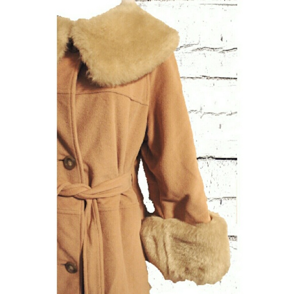 ❌SOLD❌ Vintage Faux Fur Winter Coat Sz 10 - Picture 2 of 4