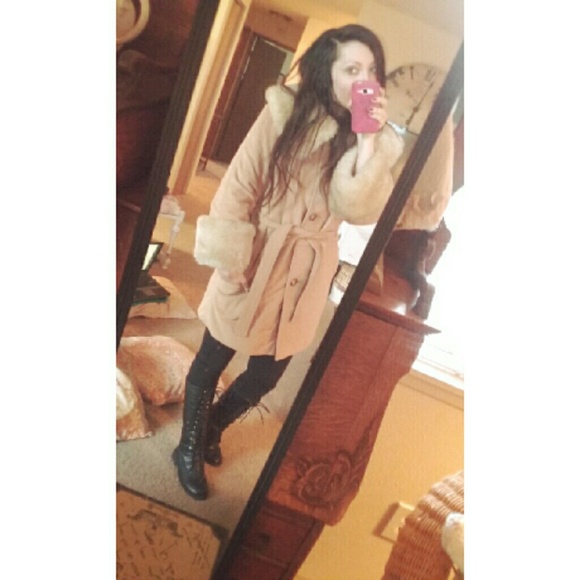 ❌SOLD❌ Vintage Faux Fur Winter Coat Sz 10 - Picture 4 of 4