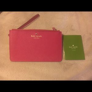 NWOT Kate spade wristlet