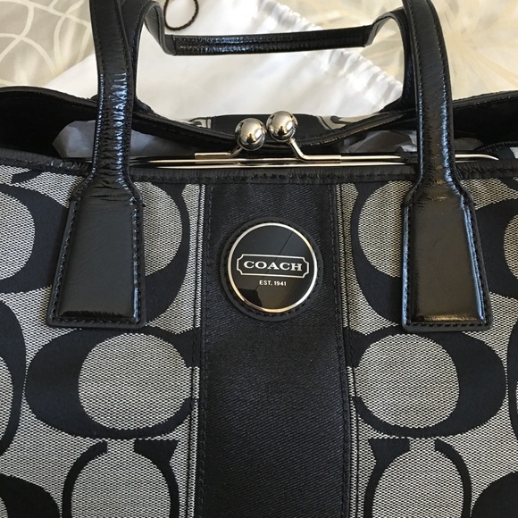 Coach Purse - Picture 2 of 4