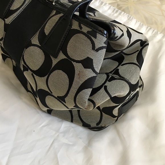 Coach Purse - Picture 4 of 4