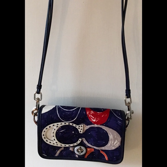 Coach Large Signature Crossover Bag