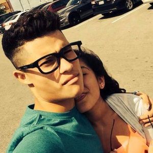 Meet your Posher, Enrique