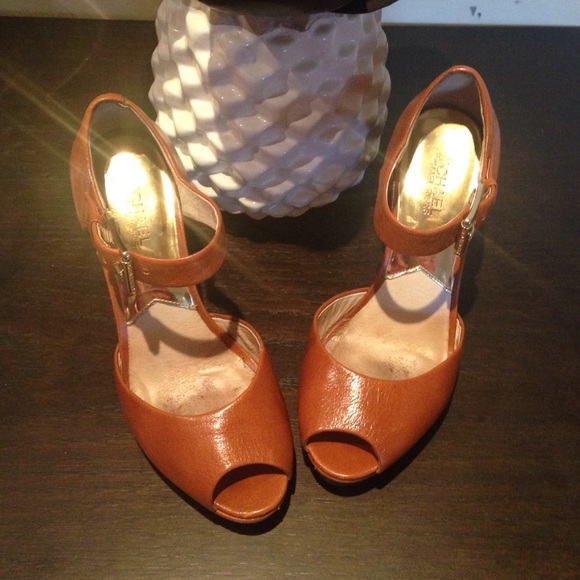 Leather Michael Kors stilettos
