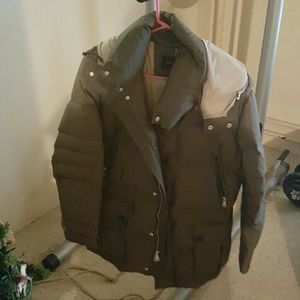 Authentic Brand new Banana Republic down coat