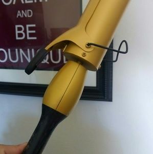 Gold N Hot 1-1/2" Barrel curling iron