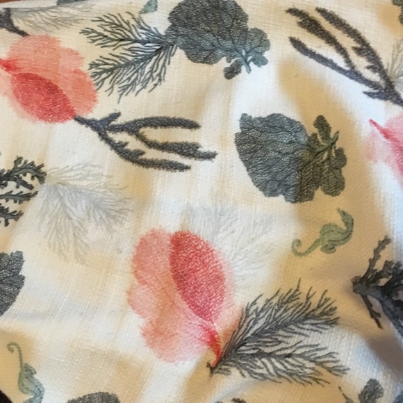 Floral white pants - Picture 3 of 3