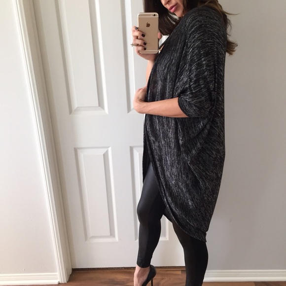 Sold • Black Marbled Cocoon Cardigan - Picture 2 of 4