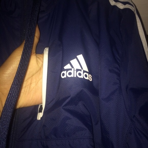 🌬Adidas Windbreaker☔️ - Picture 2 of 4